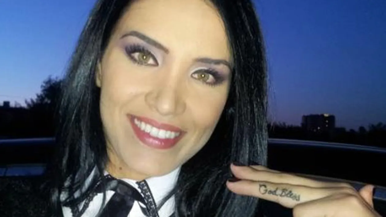 Adelina Pestritu s-a tatuat IN DIRECT. A suportat dureri CUMPLITE si s-a strambat in fel si chip: Doare foarte tare