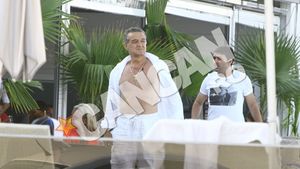 Intalnire de senzatie la Mamaia. "Clark Gable" Becali si "Marlon Brando" Lutu s-au relaxat la terasa!