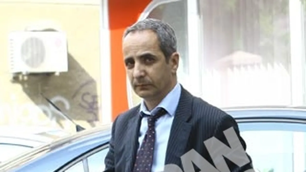 Nu mai are rabdare! Serban Ionescu a chemat un avocat acasa pentru a  pregati actele de divort!