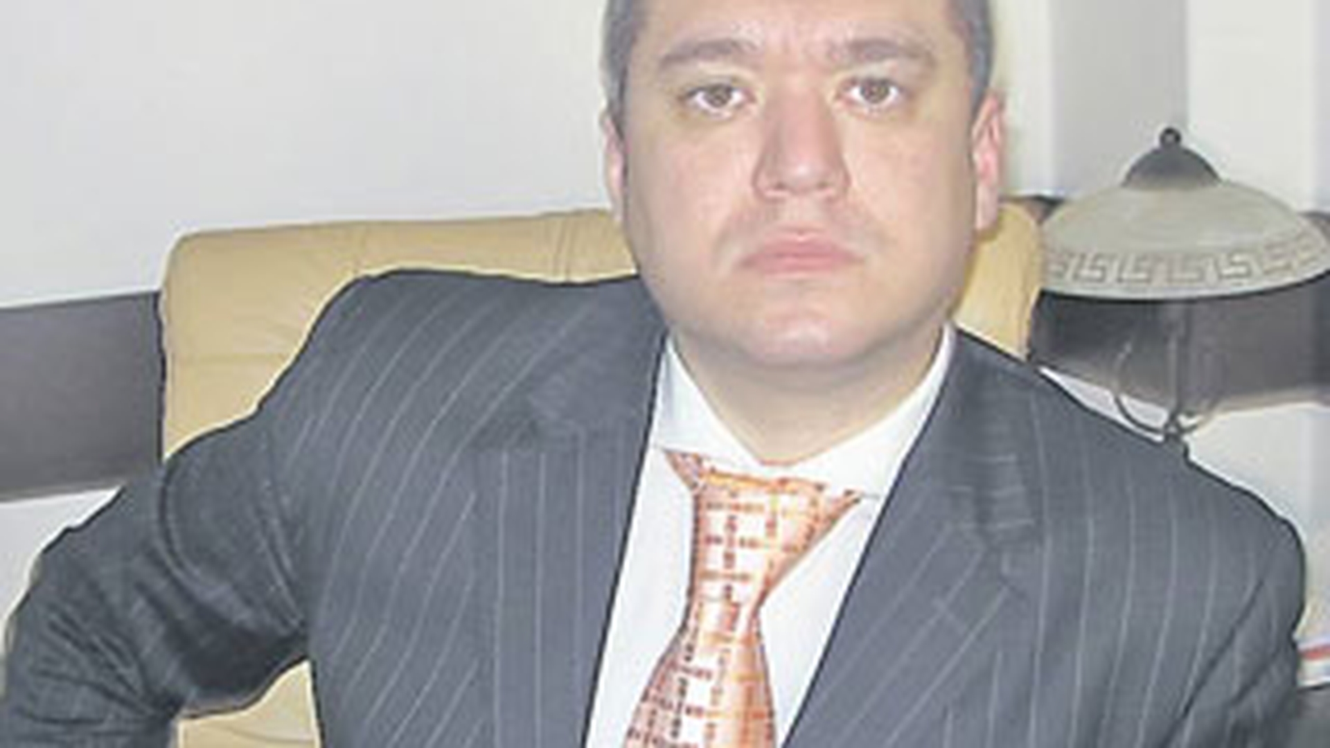 Scandal la tribunal intre avocatii "profesorului de la Jean Monnet" si cei ai  "elevei violate"! Vezi cum s-au jignit unul pe altul in fata instantei!