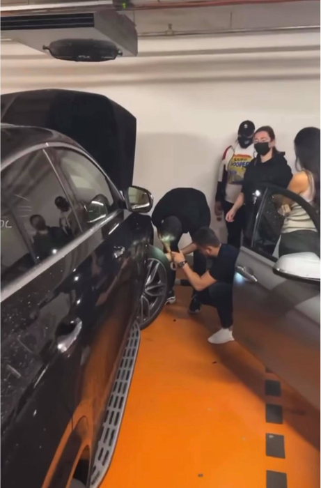 Bianca Drăgușanu, incident imprevizibil cu mașina. Ce a găsit ascuns în bolidul de lux | VIDEO
