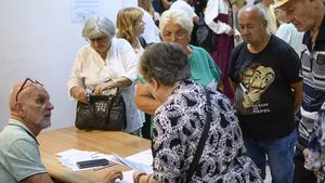 Greșeala care îi lasă pe pensionari fără pensie. Cum își pot pierde acest drept