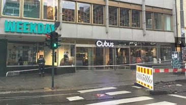 VIDEO / Atac armat în Norvegia. Martorii sunt şocaţi: Am auzit împuşcături, l-am văzut cu arma, mergea spre catedrală