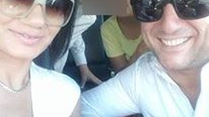 Detalii explozive despre afacerile şoferului drogat care a provocat un accident în lanţ, în timp ce-şi bătea soţia! Bărbatul are studio de videochat şi...