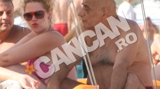 A fost pe rand Shrek sau Uncle Fester, dar pe plaja ai jura ca e un celebru personaj din Cartea Junglei! Vezi aici cu cine seamana Lis!