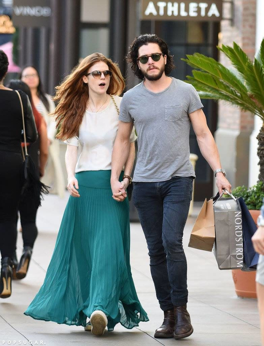 Doi dintre cei mai îndrăgiți actori din „Game of Thrones”, Kit Harington şi Rose Leslie,  urmează să se căsătorească! Când va avea loc mult așteptatul eveniment