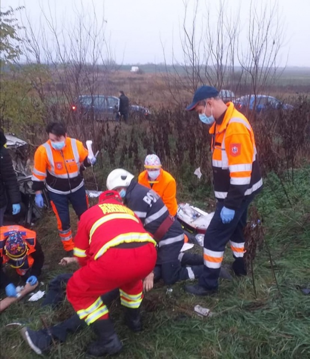 Soțul unei asistente de la Ambulanța Vaslui, mort într-un accident. Colegii femeii l-au găsit pe bărbat: ”Suntem alături de ea în aceste momente cumplite”