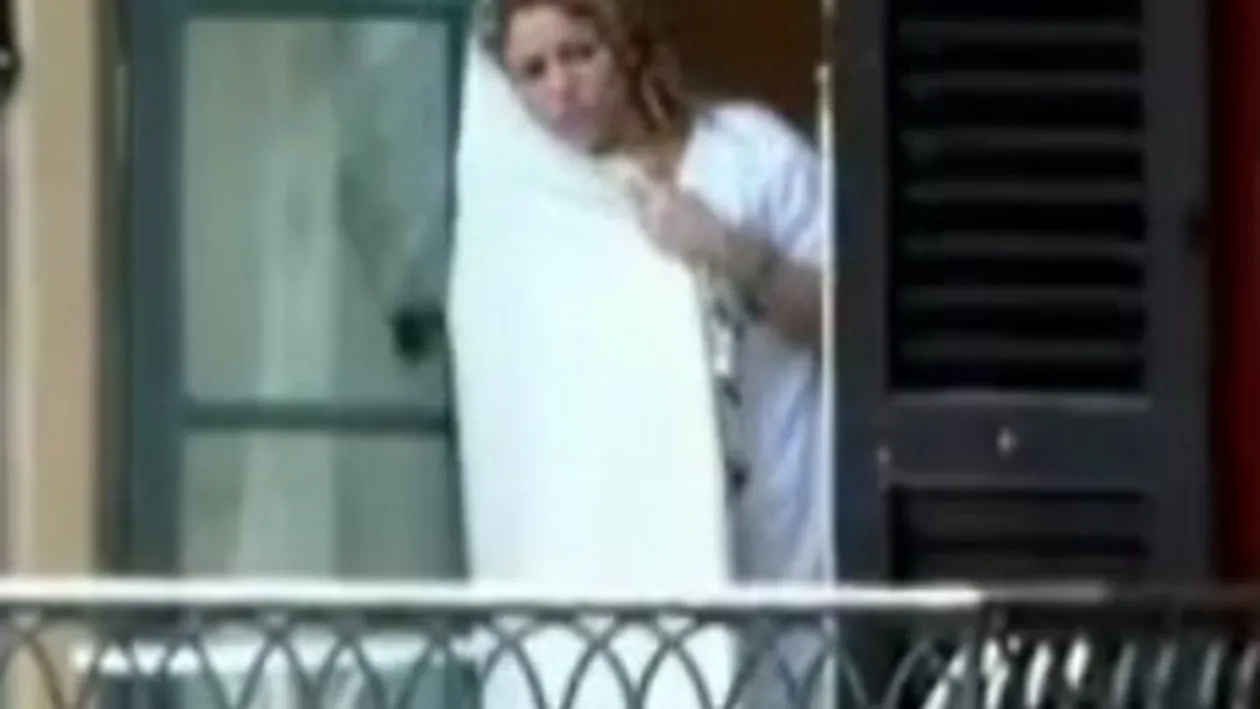 De-asta Barcelona e sub Real in clasament! Shakira l-a stors pe Pique de vlaga, facand sex non-stop intr-un hotel - Uite-i in lenjerie intima