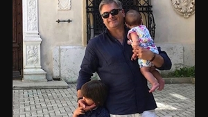 Cum arată soția cu 20 de ani mai tânără a lui Mircea Radu? Prezentatorul are o familie împlinită la 51 de ani