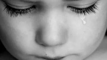 Și-a părăsit cei șase copii pentru că și-a găsi iubit pe Facebook! Ce s-a întâmplat cu micuții