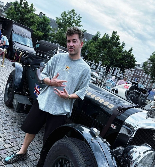 Cum arată acum Arsenie de la O-Zone/ sursa foto: social media