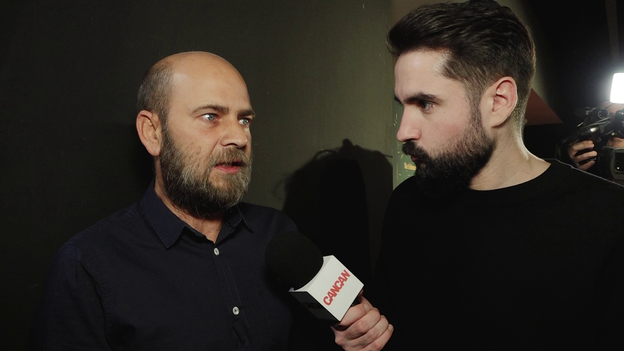 Teatrul îl sensibilizează pe Cosmin Seleși / (Sursa: Captură video)