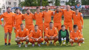 Amănunte senzaţionale despre fundaşul anchetat de DNA. S-a retras cel mai bogat, mai cunoscut şi mai monden fotbalist din… liga IV-a!
