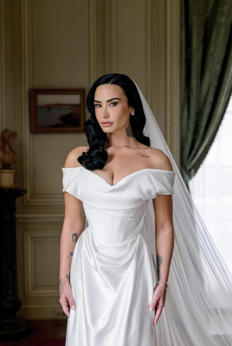 Demi Lovato și Jutes s-au căsătorit! Primele imagini cu artista în rochie de mireasă
