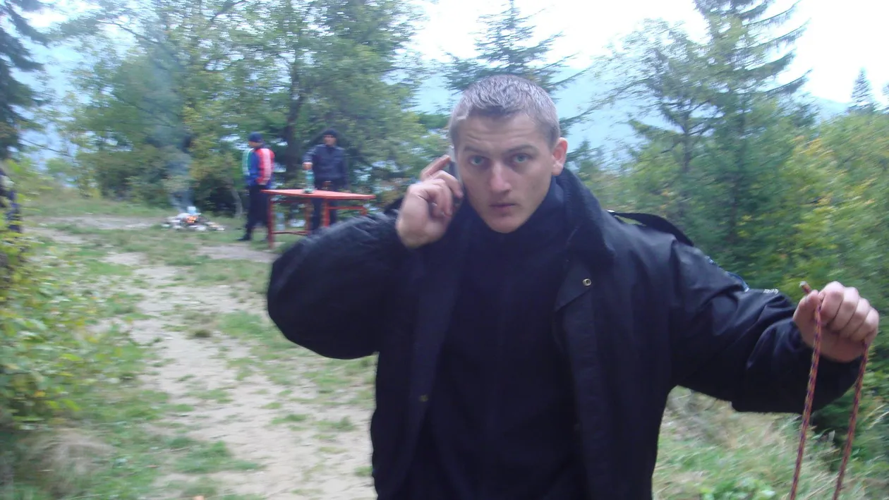 Greşeala colosală făcută de poliţistul tăiat cu sabia de un interlop! Ce spune şeful Poliţiei Române