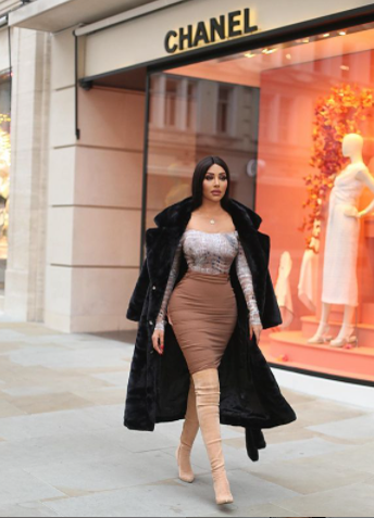 O tânără cheltuit 1 milion de Lire pentru a semăna cu Kim Kardashian. Vezi cum arată, dar și de ce îi este teamă