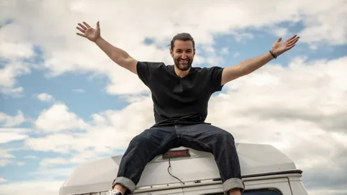 La ce vârstă a făcut Smiley, pentru prima dată, amor: „Știu sigur că mi-a plăcut”