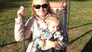 O fetiţă diagnosticată cu Sindrom Down a devenit manechin! Cum arată micuţa