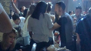 Au făcut haos în club, iar Gigi Becali a reacţionat! Avem imaginile în exclusivitate naţională! Meme şi ginerele lui, fiul temutului Şefu’, s-au luat în club cu bodyguarzii la Loft: „Bă, mie nu mi-e frică de puşcărie”
