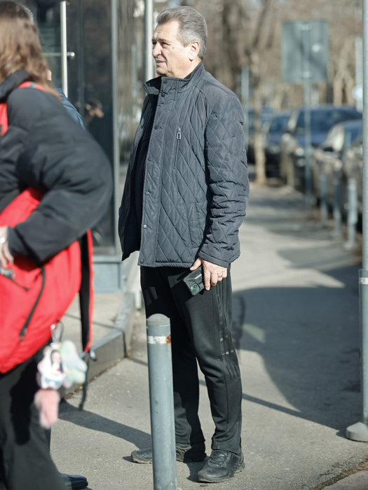 Nea Mărin își face timp pentru o discuție cu fanii