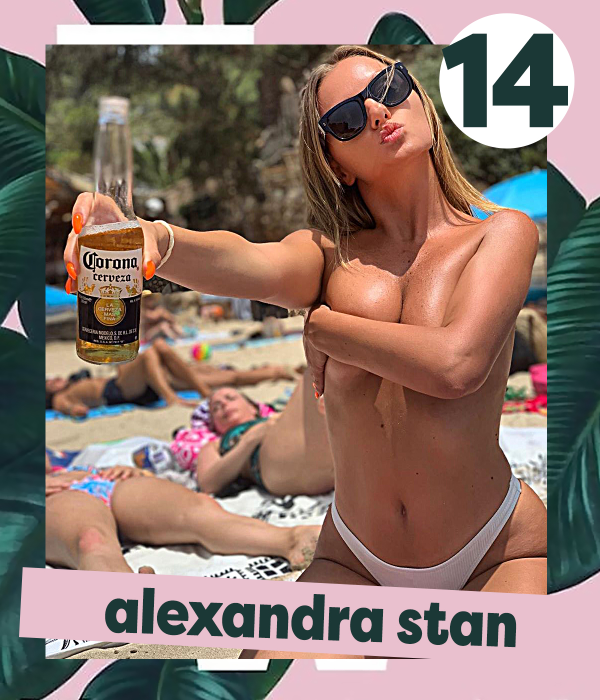 Top 30 sexy-vedete care își „controlează” bustul în public