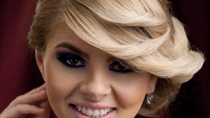 Denisa Nechifor va fi mireasa alaturi de Miss Bride Romania 2011 de Martisor!