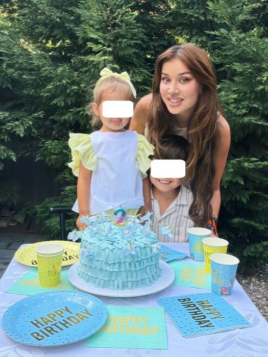 Petrecere mare în familia Alinei Ceușan! Micuța Perla a împlinit doi ani. Mesajul emoționant transmis de influenceriță: „Dorința devenită realitate”