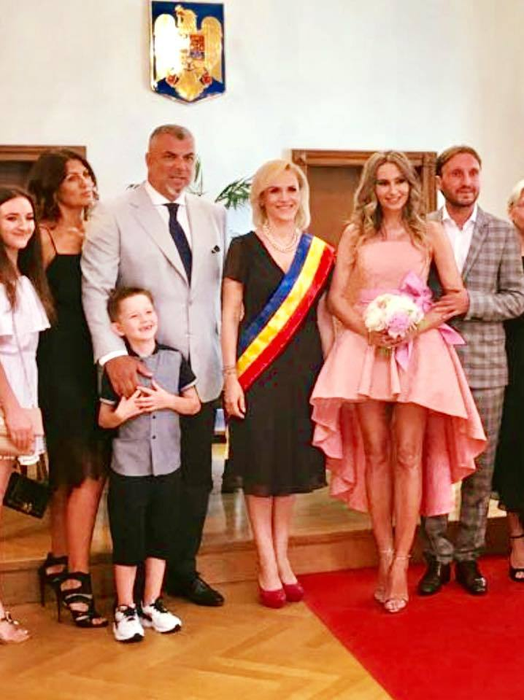 A oficiat cununia civilă a Crinei Abrudan cu Gabi Popescu, iar acum a făcut anunţul! Gabriela Firea a transmis mesajul public