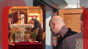Alex Marcu, DISTRUS de durere lângă sicriul Teodorei! Își ia adio de la soţie cu râuri de lacrimi