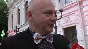Mircea N. Stoian are o pasiune nebanuita! Vezi ce colectioneaza omul de televiziune: "Am unul cu lei, am si cu euro si cu dolari"