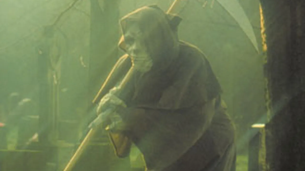 Profesorii din Cambodgia: Spiritele malefice au cauzat bataia intre eleve!