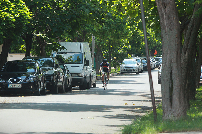 Mihai Morar se întreține fizic mergând zilnic pe bicicletă