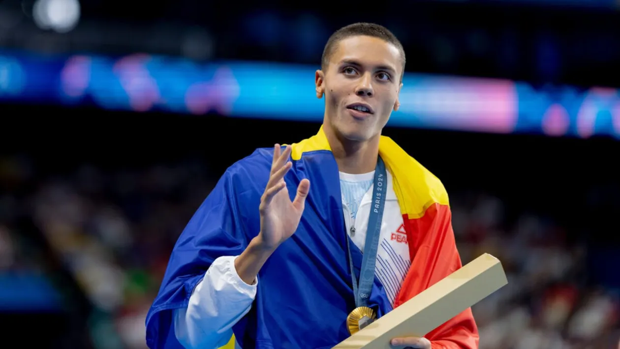 David Popovici a câștigat o mică avere la Singapore. Câți bani i-a adus medalia de aur de la 200 de metri liber