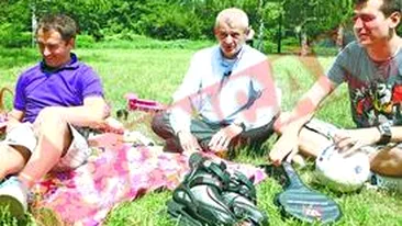 Oprescu, te-ai intors la trotineta?