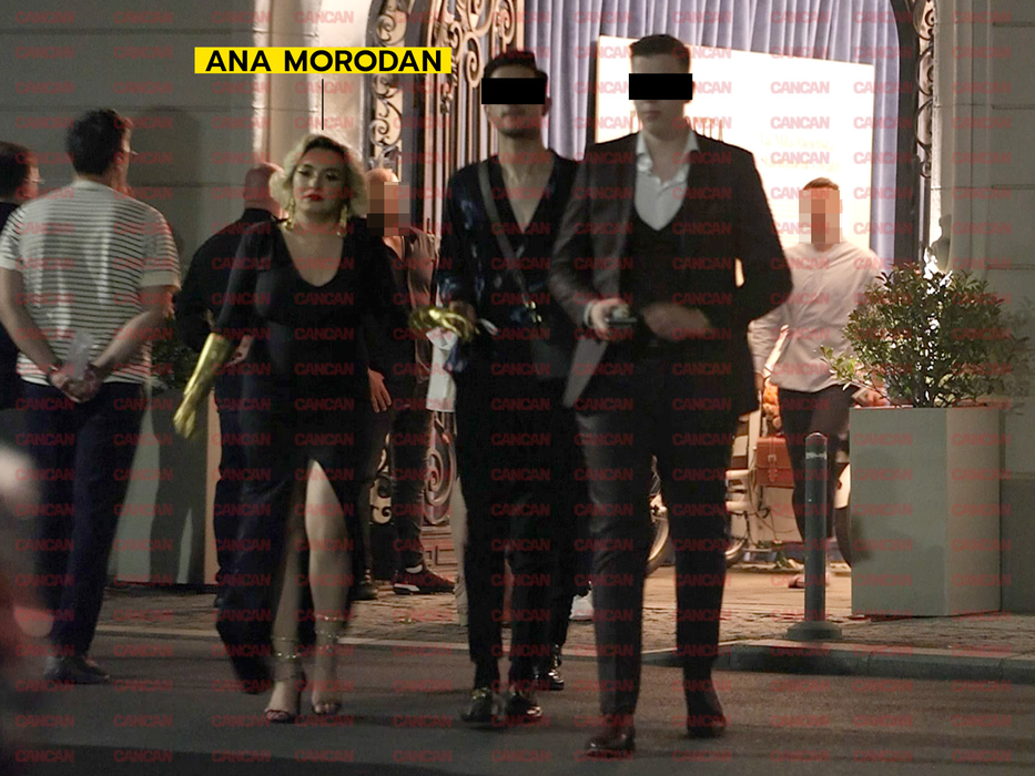 Masculii au fost în competiție serioasă pentru a o capta pe "Contesa digitală" (Foto: CANCAN.RO)