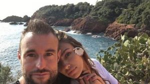 MĂDĂLINA GHENEA, în pragul depresiei! Vedeta apelează la băutură ca să-l uite pe PHILIPP PLEIN