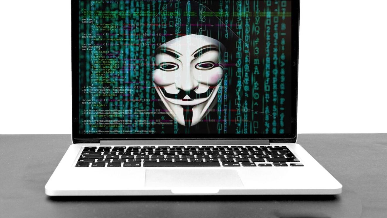 Vedetă din România, ținta escrocilor! I-a fost furată imaginea pentru o reclamă falsă: „Nu credeți vreodată așa ceva”