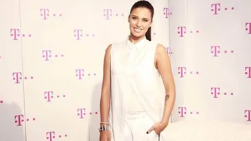 Antonia si Alex Velea, in cea mai ROMANTICA ipostaza! Vezi cat de indragostiti sunt cei doi!