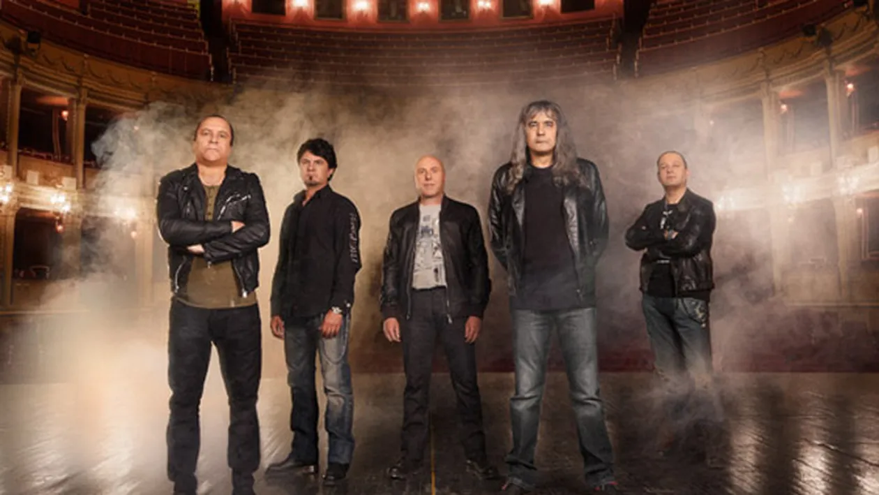 Apropiatii trupei Iris sustin ca artistul a fost fortat sa paraseasca echipa din cauza incapacitatii de efort! Cristi Minculescu nu mai putea sustine decat un concert pe saptamana