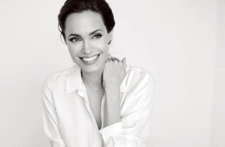 Angelina Jolie, serial despre pandemia de coronavirus! Cu ce post de televizune a semnat contractul