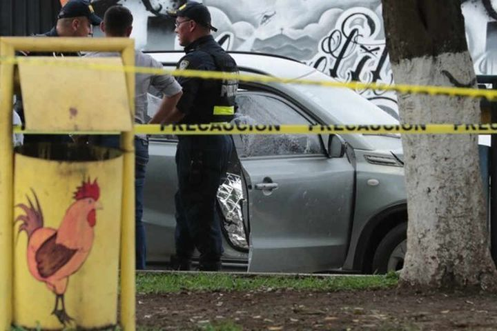 Ionuț George Oțelac (38 de ani) și iubita lui, fotomodelul Raquel Maria Gamboa Mora (24 de ani), au fost executați cu sânge rece, în Costa Rica