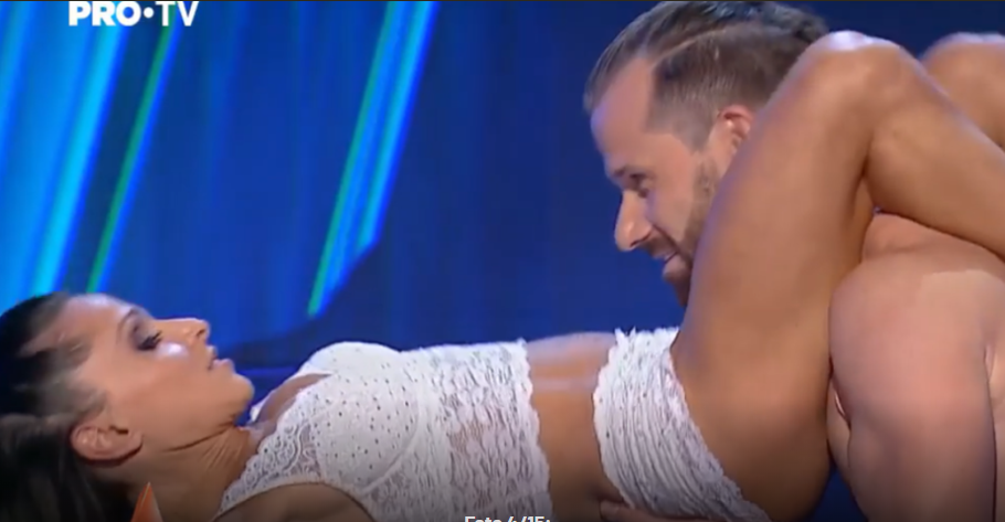 Ce surpriză! Cine sunt de fapt cei doi componenți ai Duo Maintenant, care au luat Golden Buzz azi-noapte de la Mihai Petre, la Românii au Talent de la Pro TV