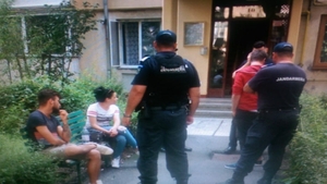 Etnobotanice depistate la tineri din Arges. Aveau compartament suspect si au atras atentia jandarmilor