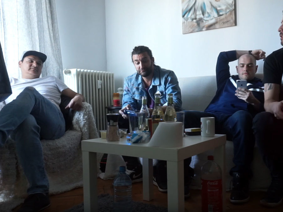 Farsa a fost gândită în amănunt de gaşca de băieţi
