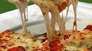 Pizza, burgeri si toate produsele fast-food, interzise in garnizoana americana din Afghanistan