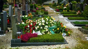 Trauma prin care a trecut a determinat-o pe Marie să facă un gest inexplicabil. Tânăra a decis să vândă florile funerare ale bunicii sale pretinzând că sunt noi
