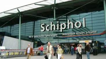 Aeroporturile din Amsterdam si Rotterdam au fost redeschise