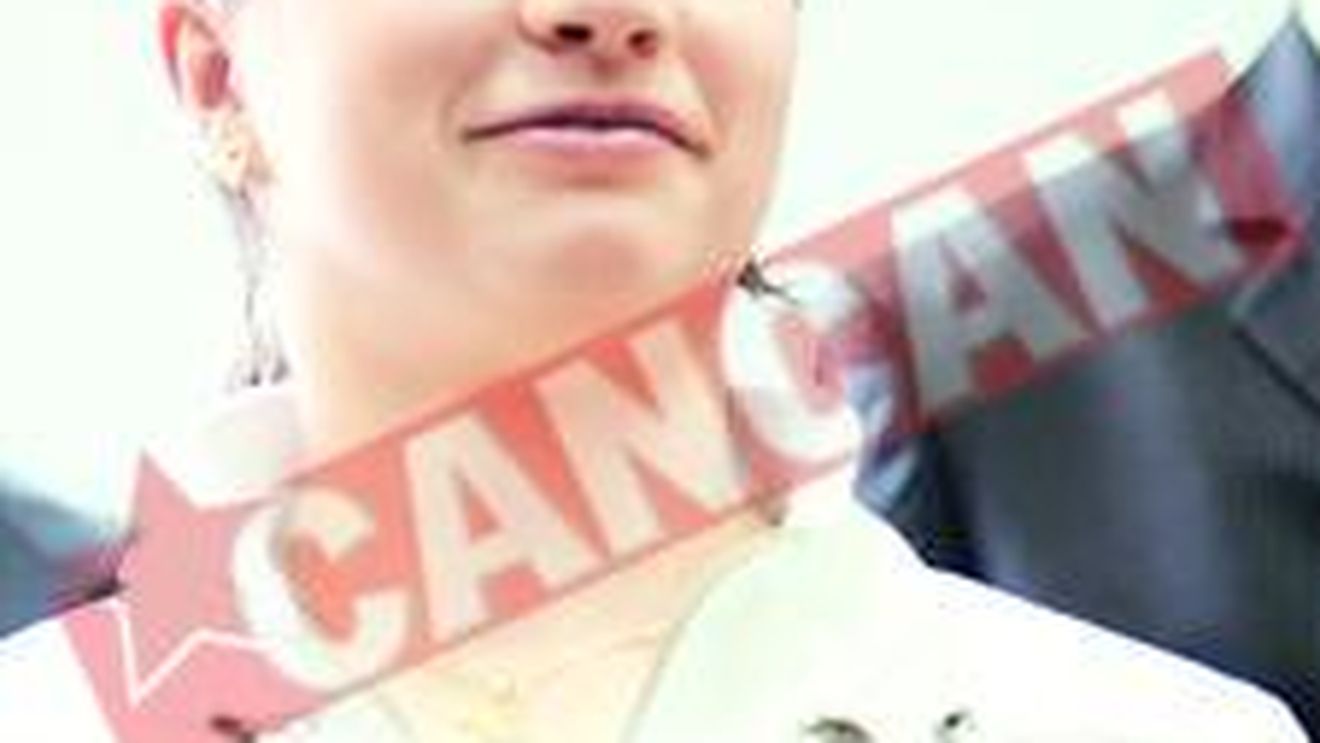 Doar Izbasa si Nistor stau singure-n camera