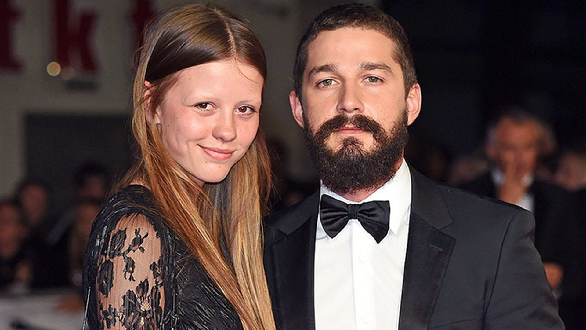 SHIA LABOEUF şi iubita lui, MIA GOTH, s-au căsătorit în secret! Ce sumă au cheltuit aceştia, dar şi ce ciudăţenie şi-a dorit actorul la nuntă