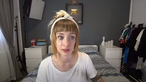 O vloggeriță celebră din România a fost agresată cu brutalitate de un agent imobiliar! A povestit în lacrimi cum s-a întâmplat totul